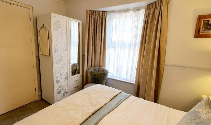 غرفة قياسية, Fleurie Guest House