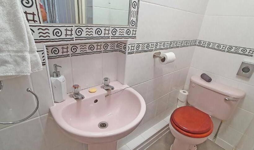 غرفة قياسية فردية, Fleurie Guest House