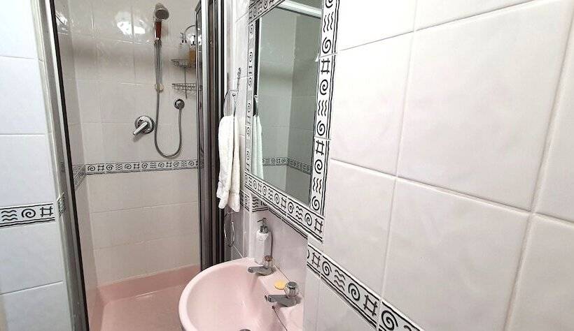 Номер Стандарт Индивидуальный, Fleurie Guest House