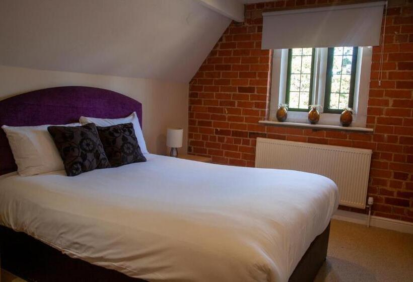 1ベッドルームアパートメント, Hopping Hare