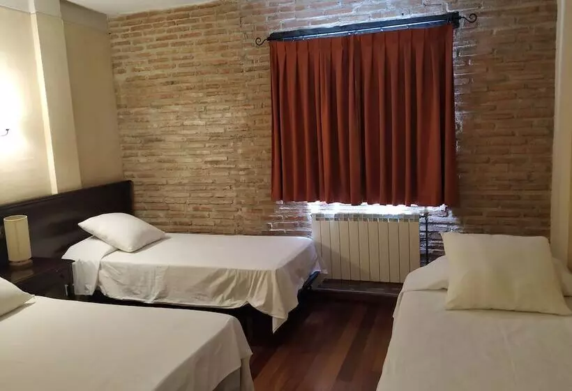 スタンダードトリプルルーム, Hospedium Hotel La Fuente