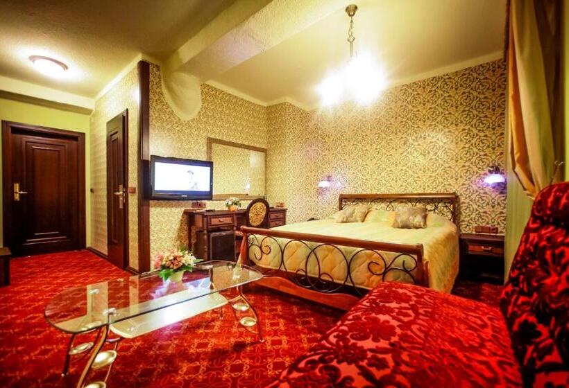 اتاق کلاس بیزنس, Kilikiya