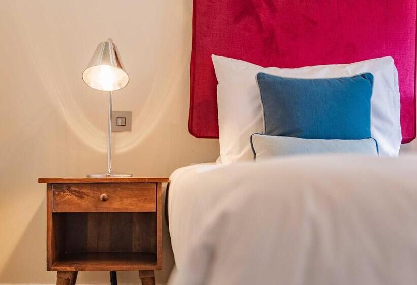 Delüks Oda, 61 Durham