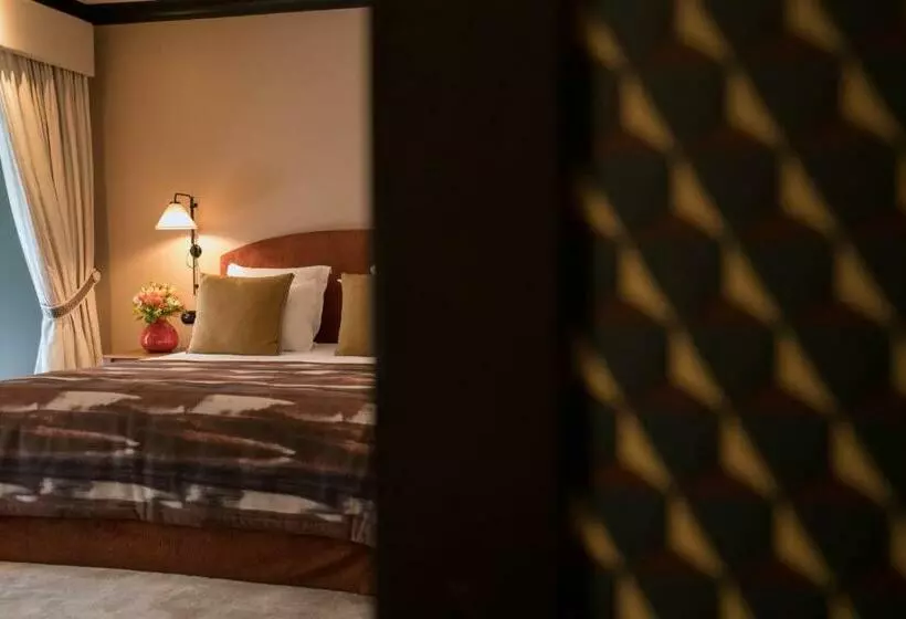 Quarto clássico, Valverde Lisboa Relais & Chateaux