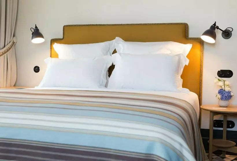 Quarto clássico, Valverde Lisboa Relais & Chateaux