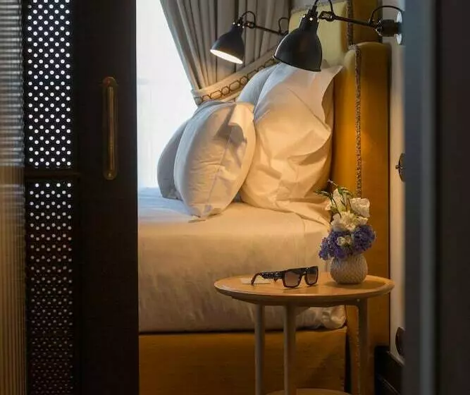 Quarto clássico, Valverde Lisboa Relais & Chateaux