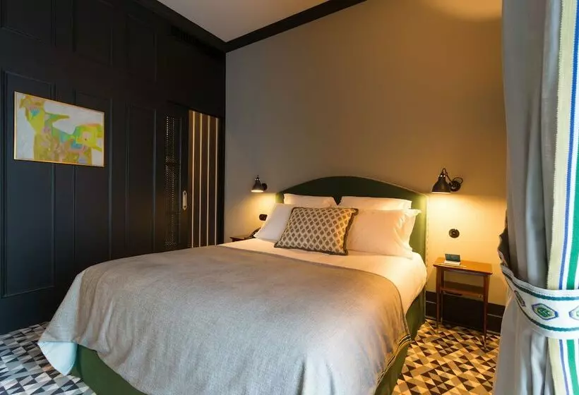 Quarto clássico, Valverde Lisboa Relais & Chateaux