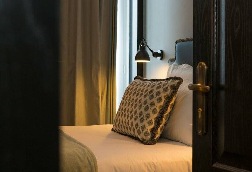Quarto Basic, Valverde Lisboa   Relais & Chateaux