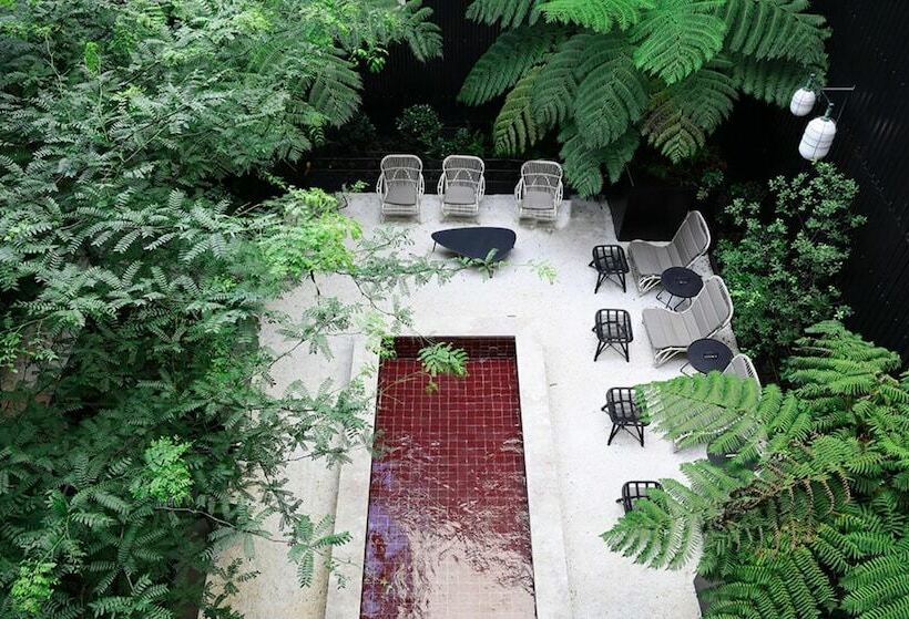 Quarto Basic, Valverde Lisboa   Relais & Chateaux