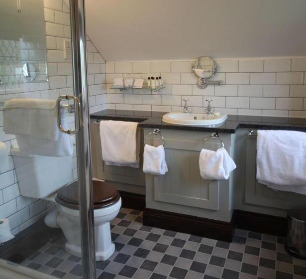 غرفة قياسية سرير كينج, Weston Hall