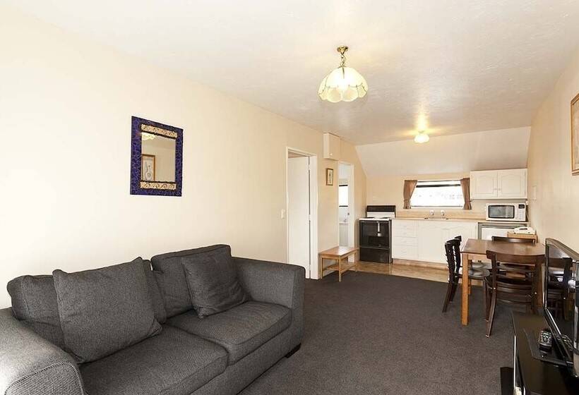 １ベッドルームアパートメント, Merivale Court Motel & Apartments