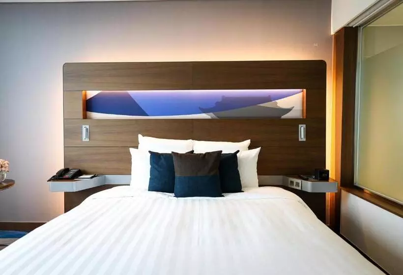 キングサイズベッドのエクゼクティブルーム, Novotel Ambassador Suwon