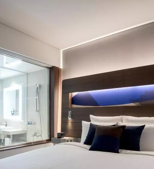 キングサイズベッドのエクゼクティブルーム, Novotel Ambassador Suwon