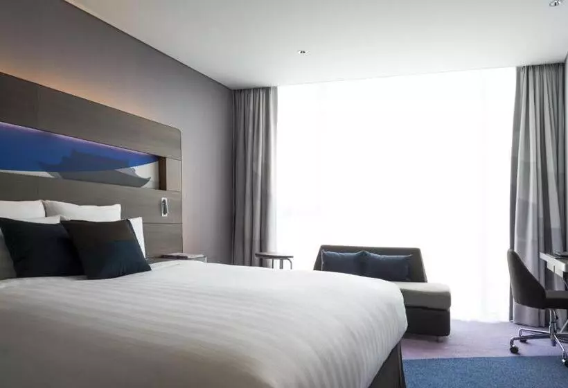 キングサイズベッドのエクゼクティブルーム, Novotel Ambassador Suwon