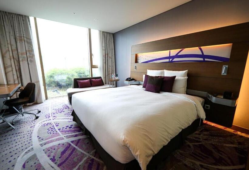 디럭스 룸 가든 전망, Novotel Ambassador Suwon