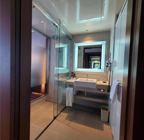 Quarto Deluxe Vista Jardim, Novotel Ambassador Suwon