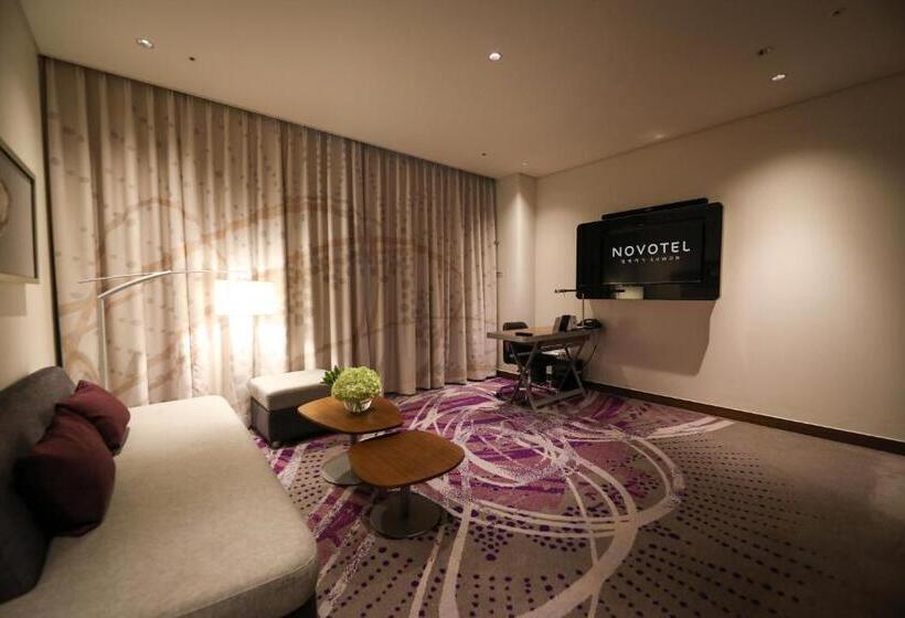 Полулюкс, Novotel Ambassador Suwon