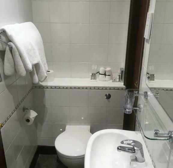 חדר קומפורט, Buckle Yeat