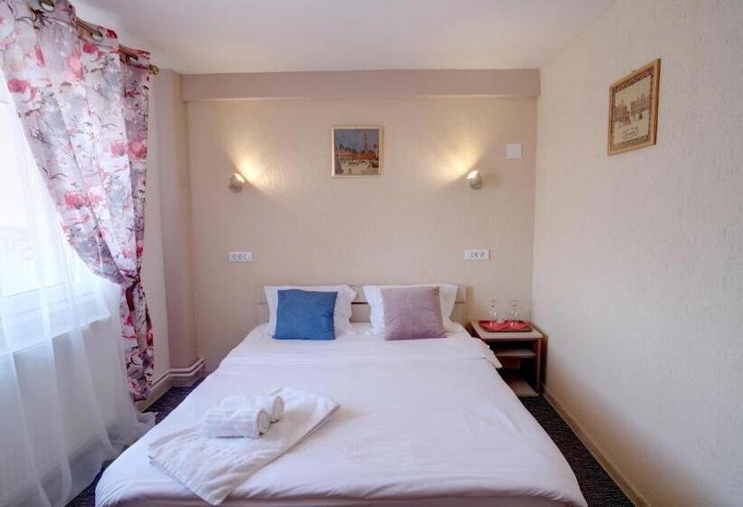 豪华房间, Pensiunea Boema Ploiesti