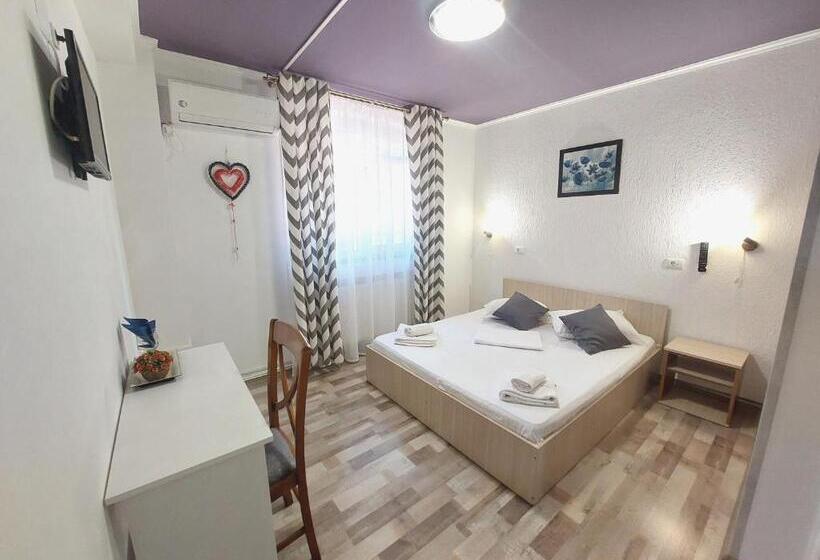 豪华房间, Pensiunea Boema Ploiesti