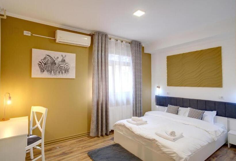 חדר דלוקס, Pensiunea Boema Ploiesti