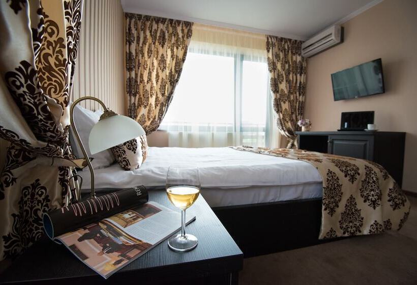 バルコニー付きスタンダードルーム, Pensiunea Toscana