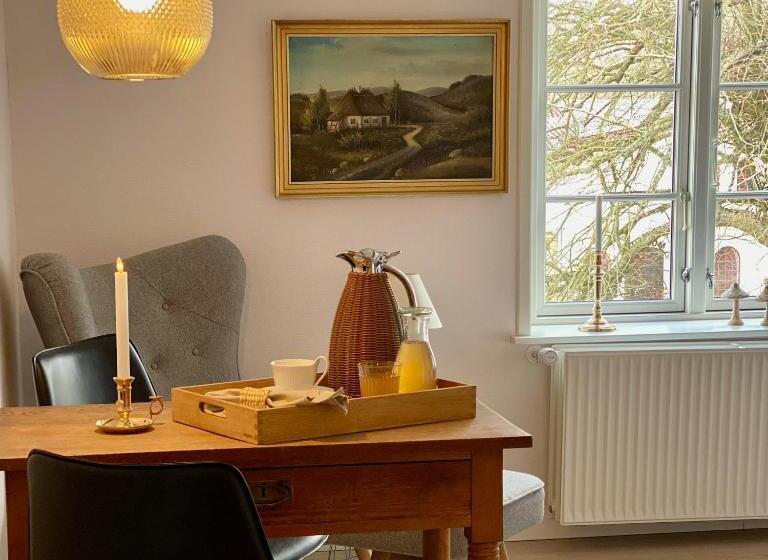 غرفة قياسية, Rønhave