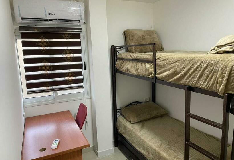 اتاق استاندارد, Alsharif Family