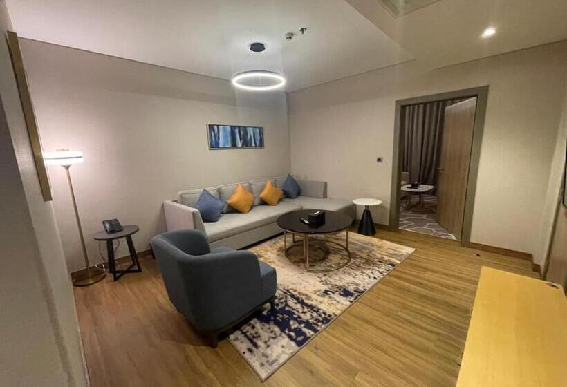 جناح جونيور, Bn Residence