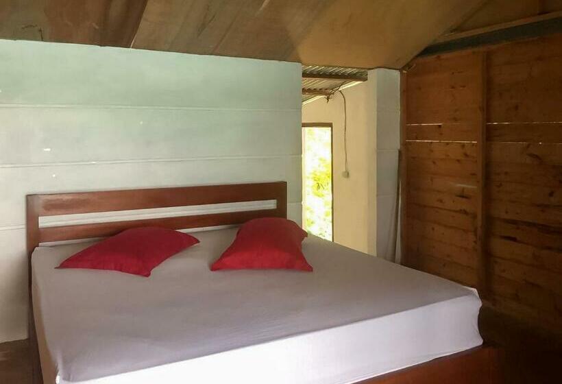 Номер Deluxe, Olala Bungalows And Restaurant Mitra Reddoorz