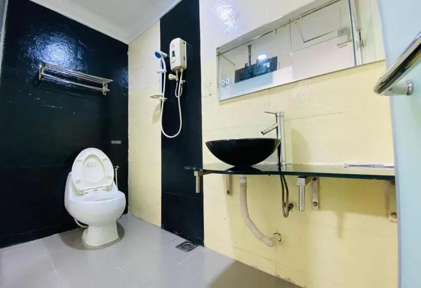 اتاق استاندارد سه نفره, Surya Boutique Hotel Klang