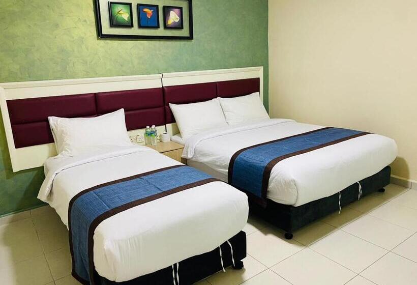 스탠다드 트리플 룸, Surya Boutique Hotel Klang