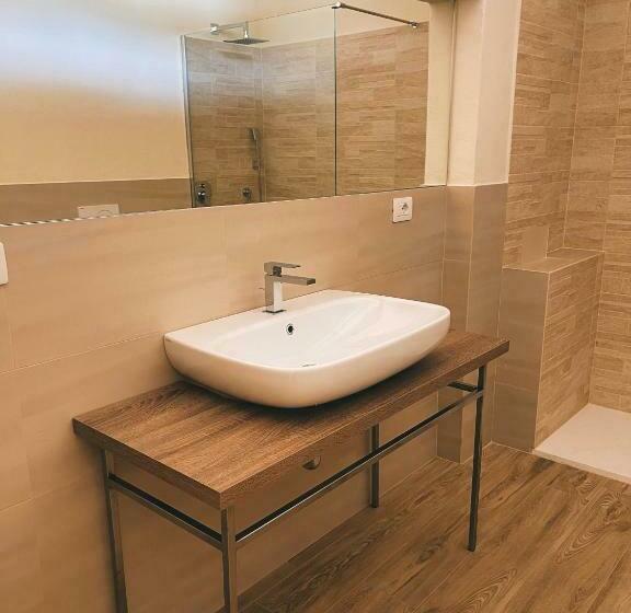 اتاق استاندارد با تخت بزرگ, Casa Di Palaia