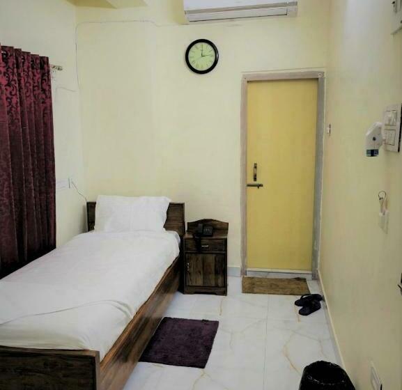 Standard-huone, Rishika Banquet And Guest House