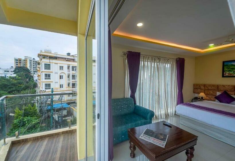 스탠다드 룸 킹사이즈 침대, Zenith Hotels Hebbal Bangalore