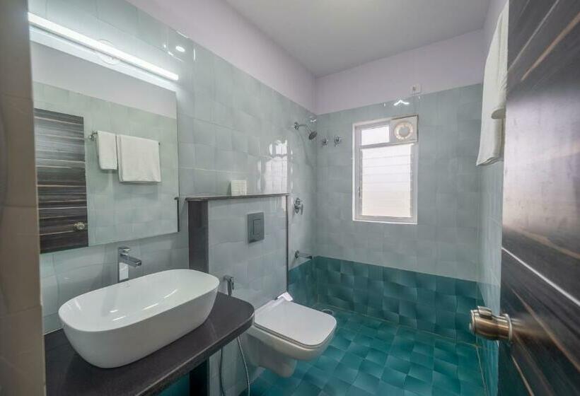 스탠다드 룸 킹사이즈 침대, Zenith Hotels Hebbal Bangalore