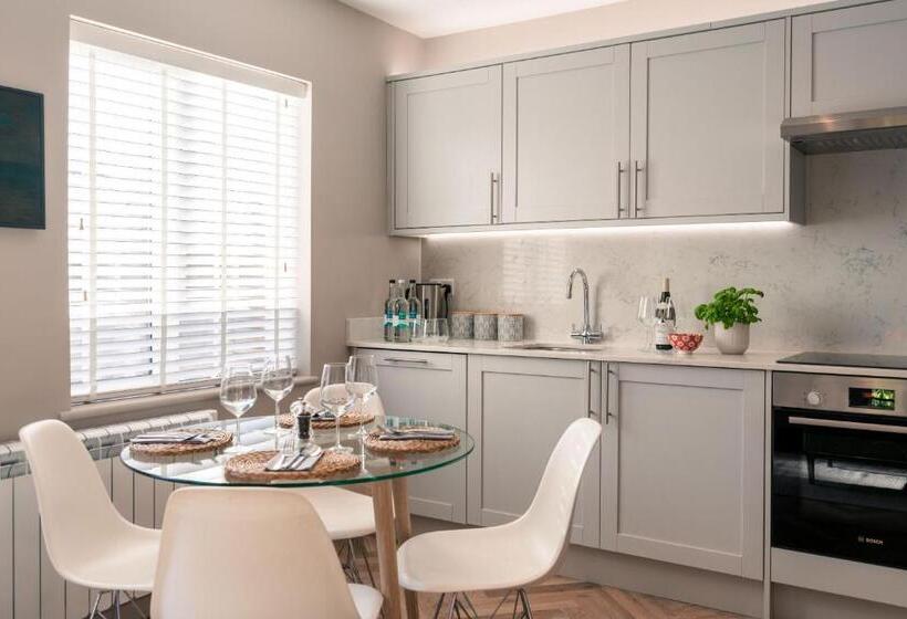 Апартаменты 2 Спальни, The Seaview, East Preston