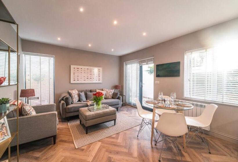 Апартаменты 2 Спальни, The Seaview, East Preston