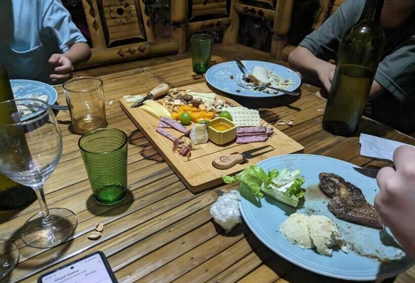 חדר סטנדרט לשלושה, Aquaventure Reef Club