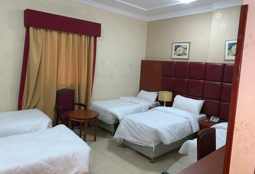 חדר אקונומי לארבעה, فندق الأحباب الكبرى الفندقية ٢