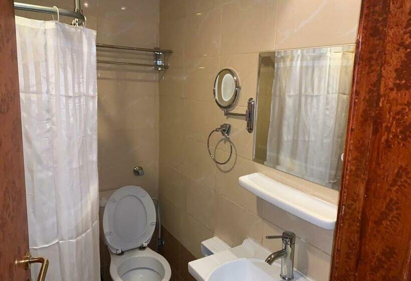 חדר אקונומי, فندق الأحباب الكبرى الفندقية ٢