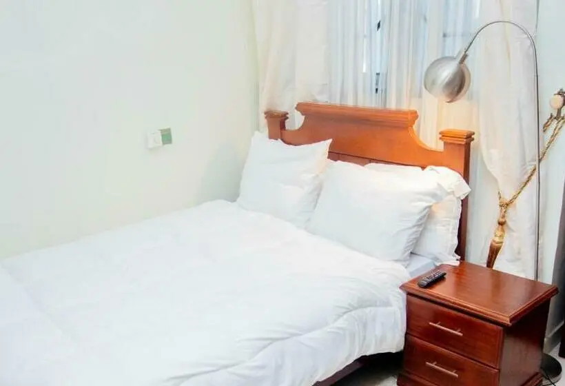 اتاق عادی, Aduk Guest House Airport City Accra
