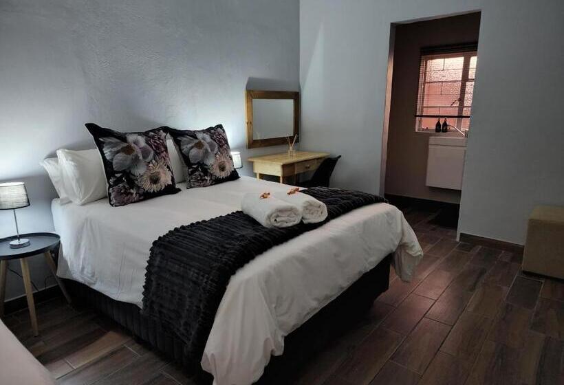 Семейный Номер, The Honeycomb 2