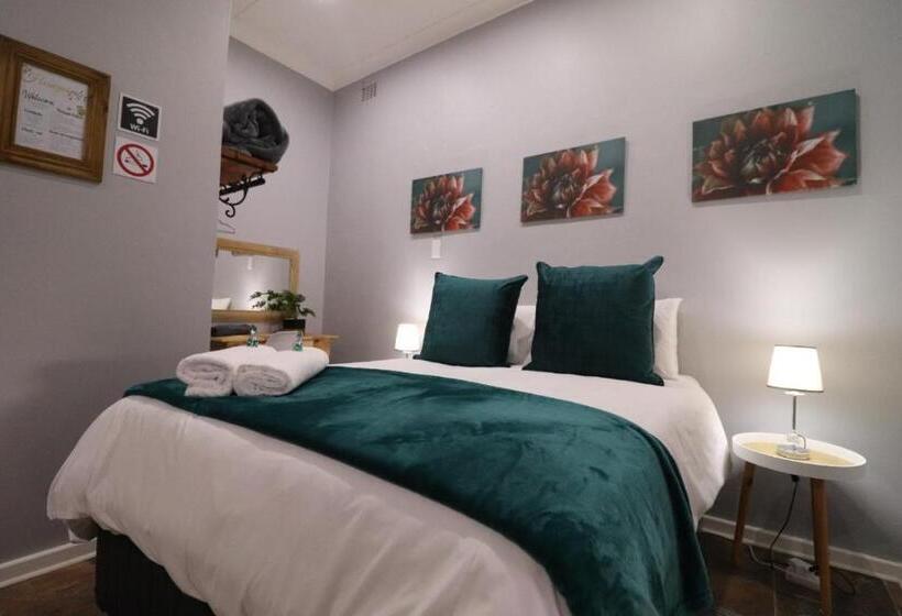 Номер Стандарт, The Honeycomb 2