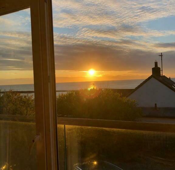 غرفة ديلوكس مطلّة علي البحر مزوَّدة بشُرفة, Crastercarr