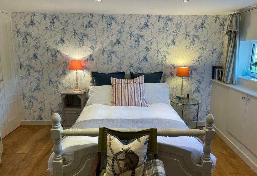 غرفة قياسية, Crastercarr