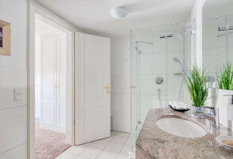 Juniorsvit, Fitschen Am Dorfteich