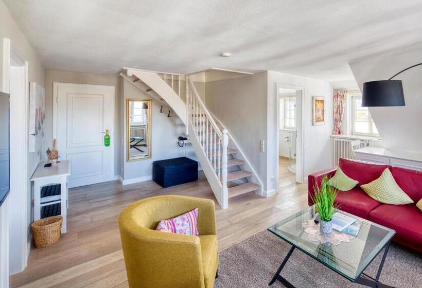 Svit, Fitschen Am Dorfteich