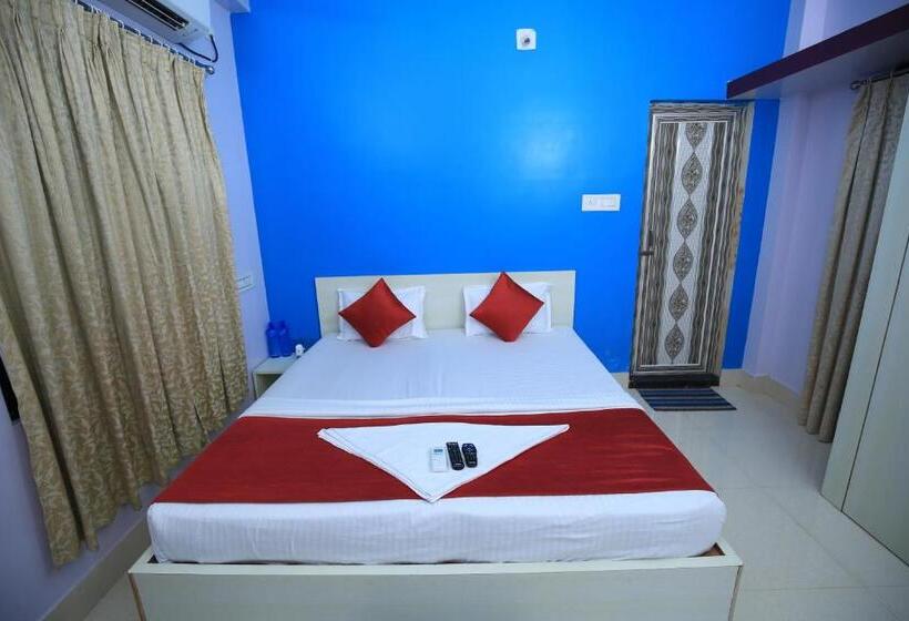 غرفة سوبيريور سرير كينج, Railview Inn Bhubaneswar