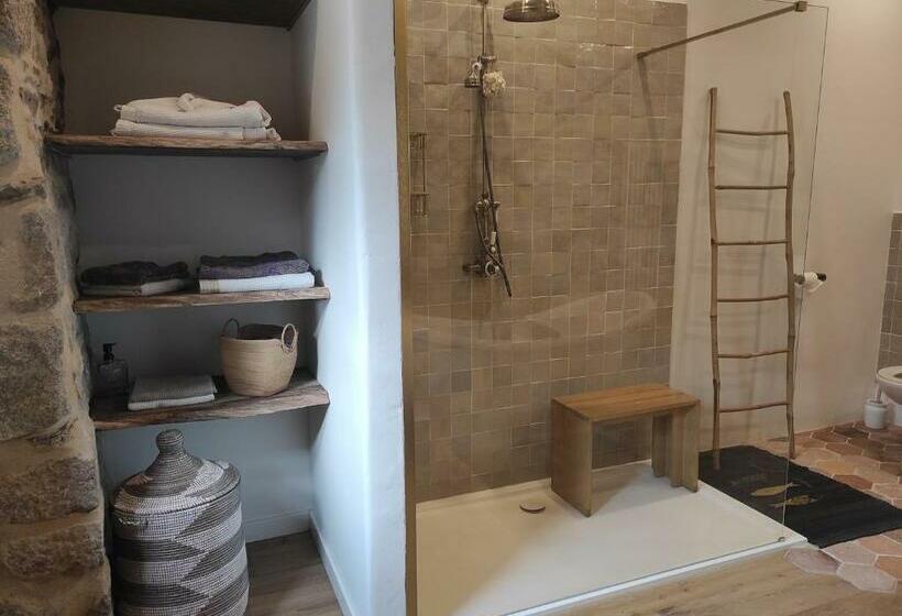 غرفة عائلية, La Ville Es Riez Chambre D Hôtes